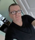 Rencontre Homme : Robert, 60 ans à France  Millau